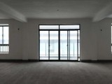 世紀(jì)名流 4樓 118平  飛機(jī)戶(hù)型  全明3室二廳  采光無(wú)敵  108萬(wàn)